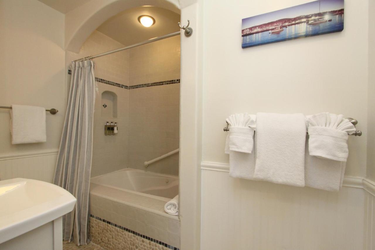 Lamp Lighter Inn And Sunset Suites Carmel-by-the-Sea Extérieur photo